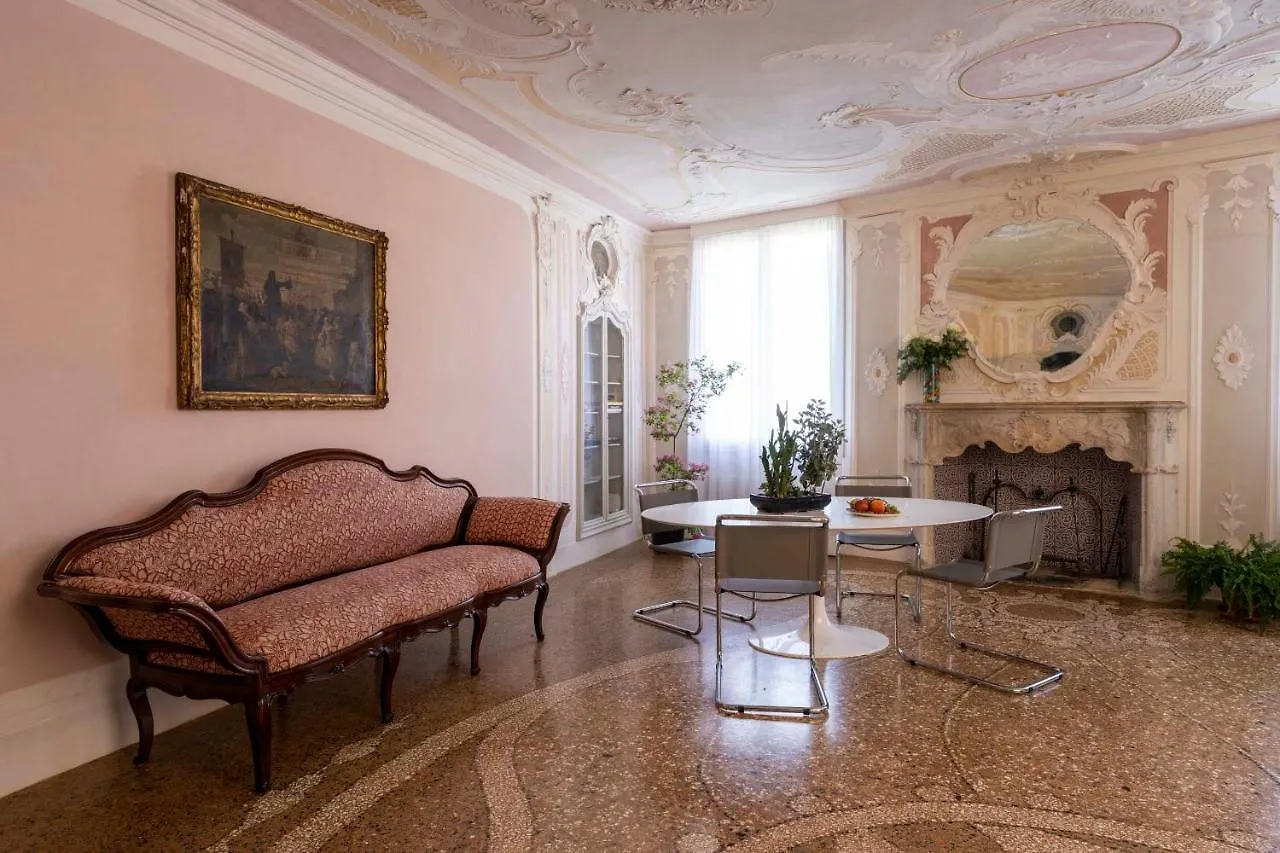 Apartment Mocenigo Grand Canal Luxury Suites Venice