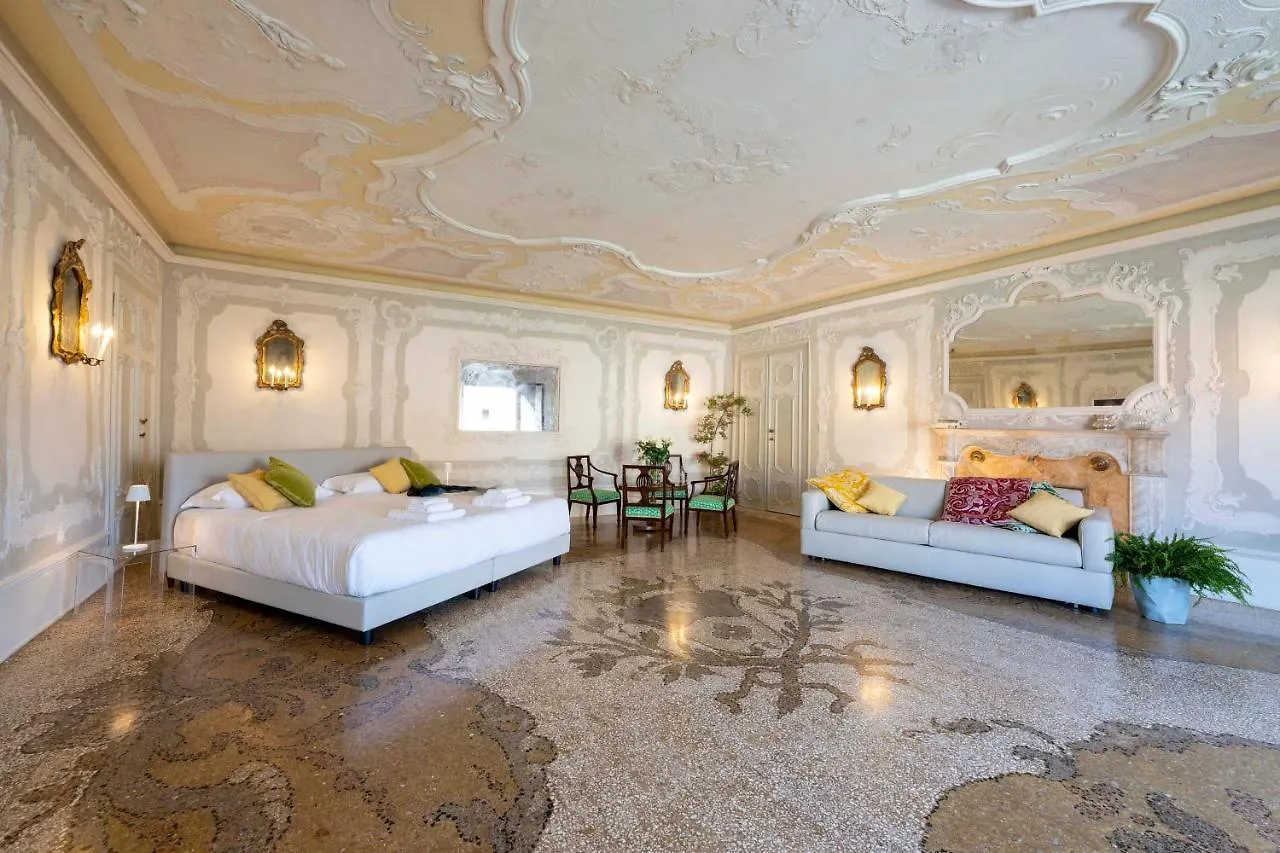 Apartment Mocenigo Grand Canal Luxury Suites Venice Italy