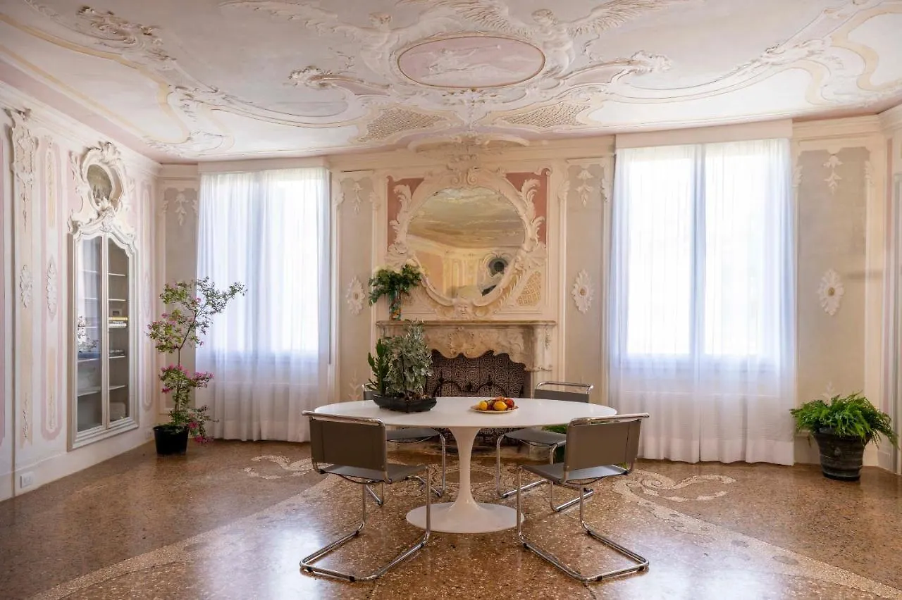 Mocenigo Grand Canal Luxury Suites Venice Apartment